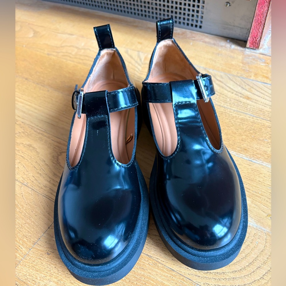 Zara Mary Jane